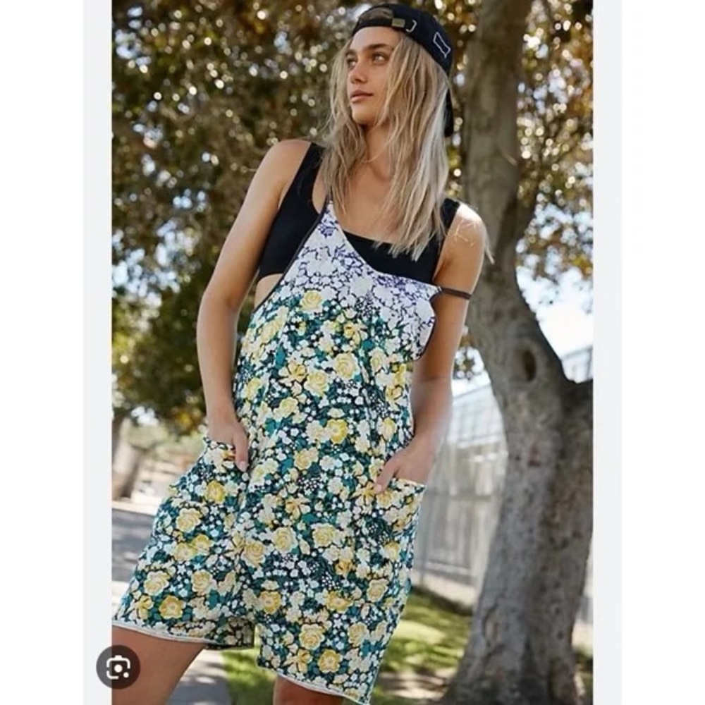 Free People Hot Shot Printed Romper Dipped Rose Garden Combo SZ XS SOLD OUT